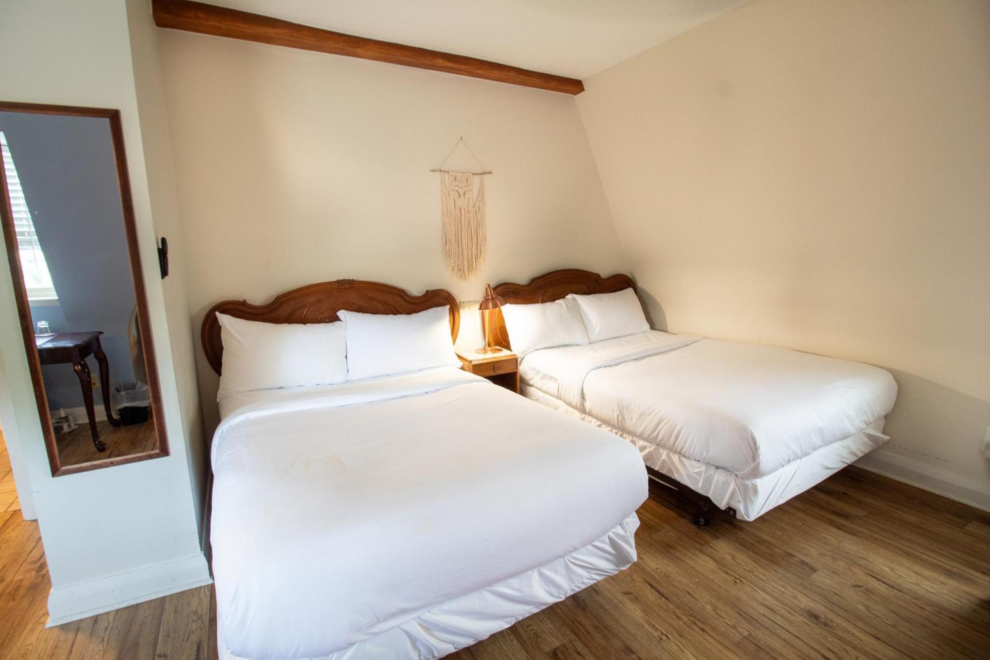 Hochelaga Inn Kingston Bilik gambar