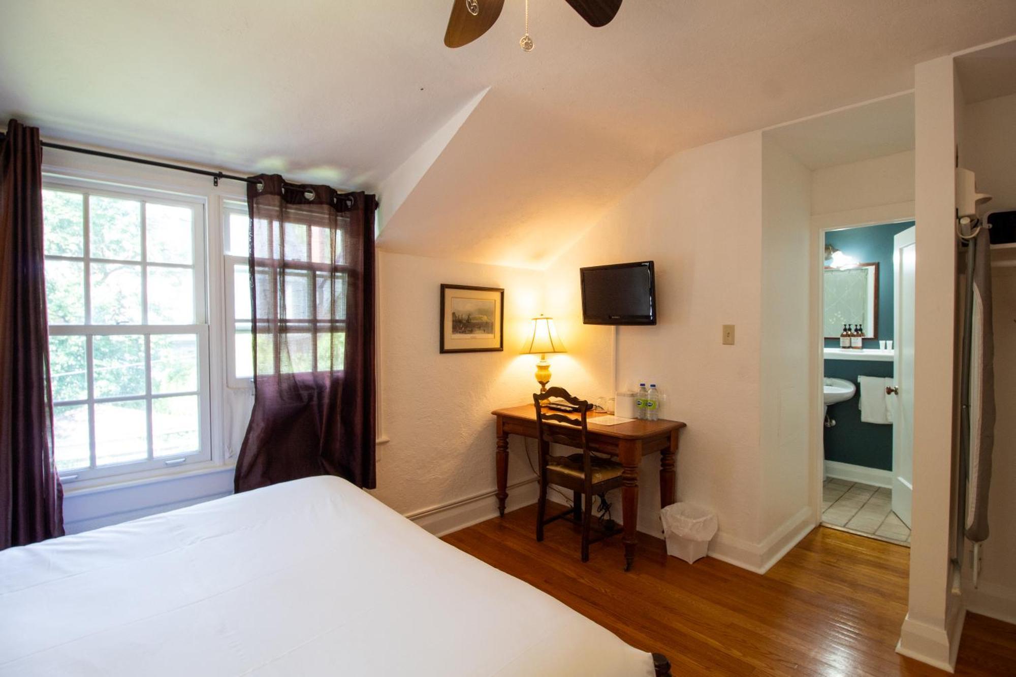 Hochelaga Inn Kingston Bilik gambar